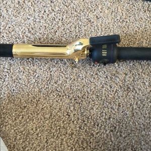 Hot tools curling iron